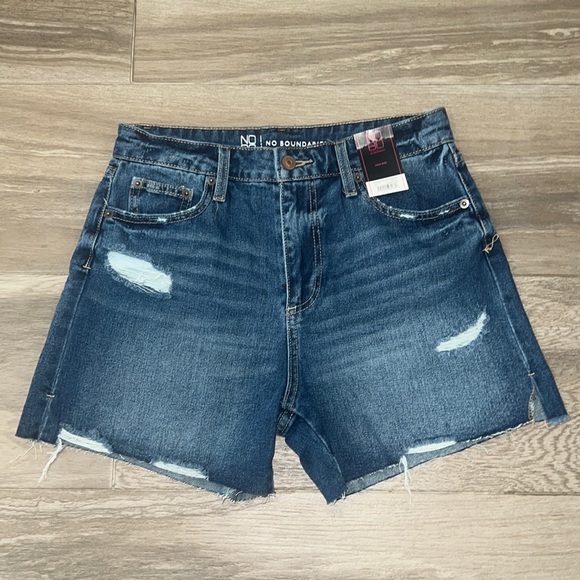 No Boundaries Pants - High Rise Shorts